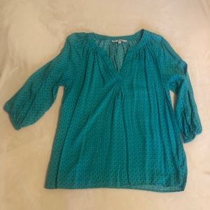 Ava Christine teal lightweight top